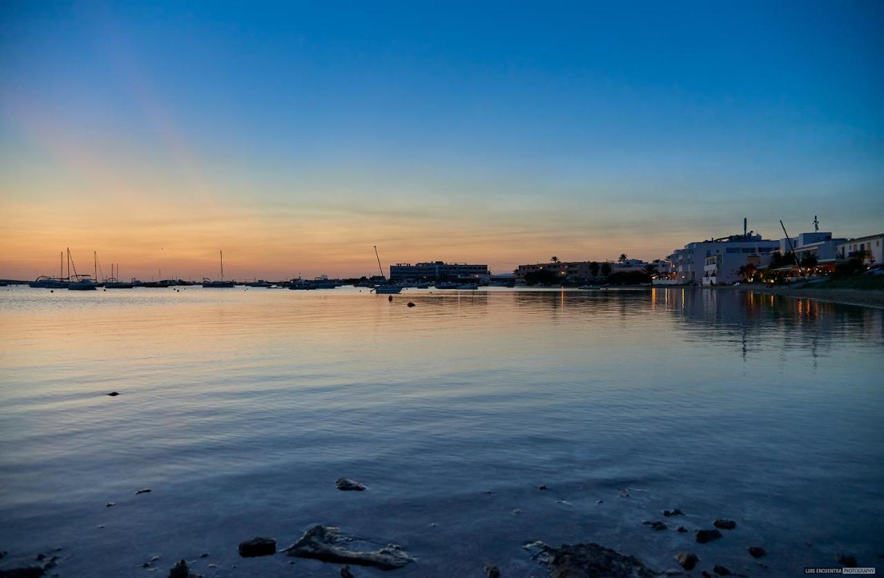 Apartamentos Sabina Playa La Savina  Eksteriør billede