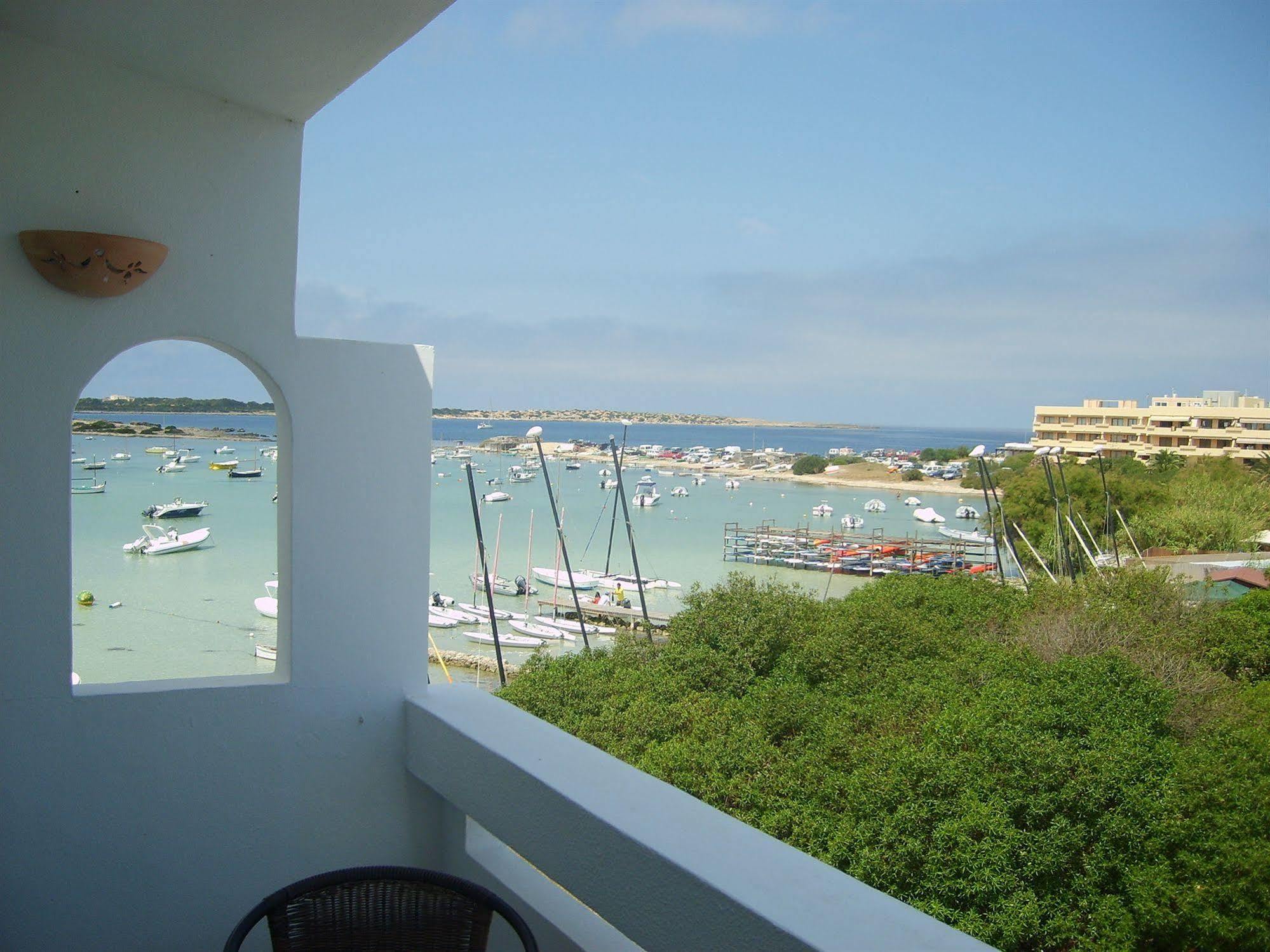 Apartamentos Sabina Playa La Savina  Eksteriør billede